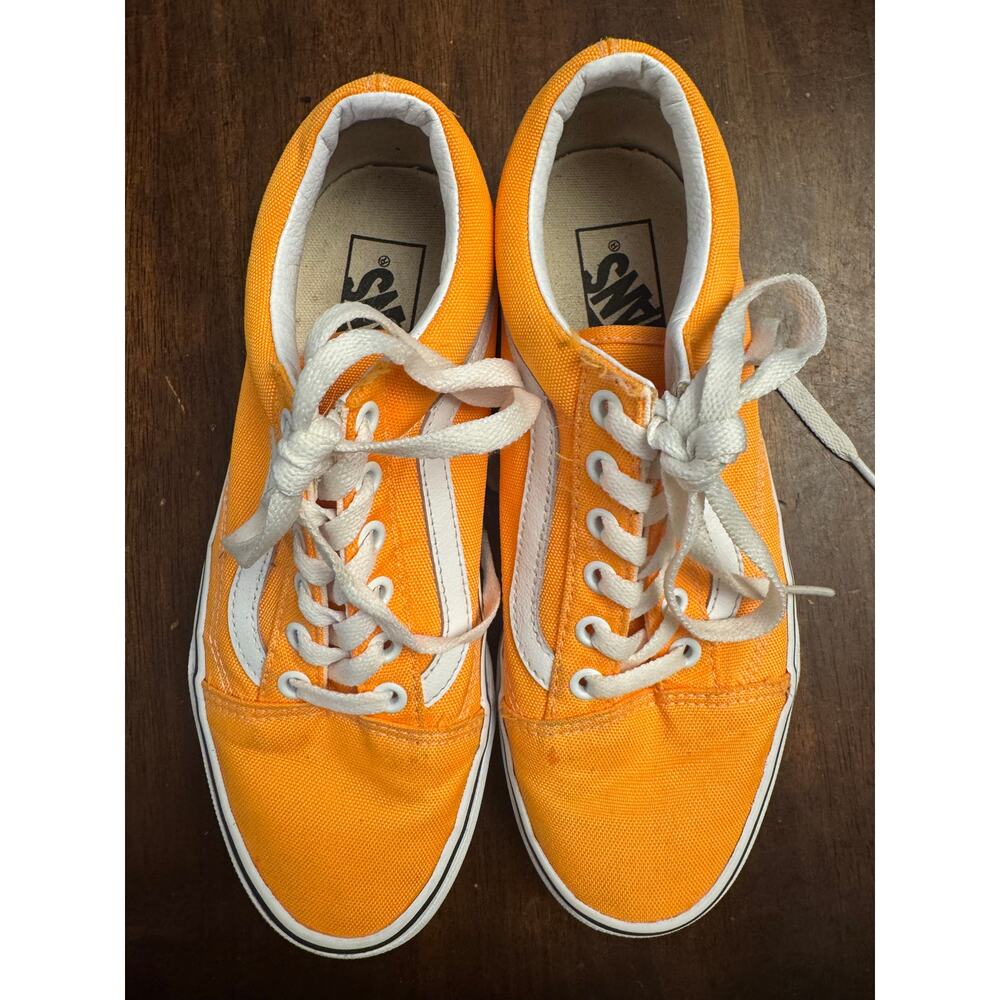 Vans neon orange low top sneaker's women's 7.5